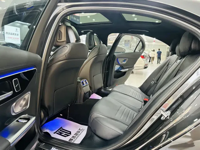 Mercedes-Benz C-Class — Фото автомобиля 5