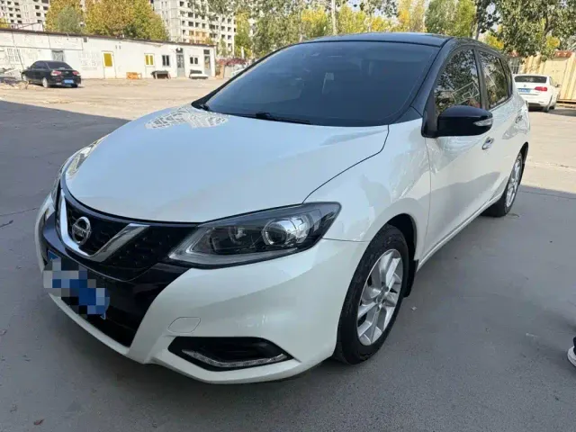 Фотография автомобиля — Nissan Tiida
