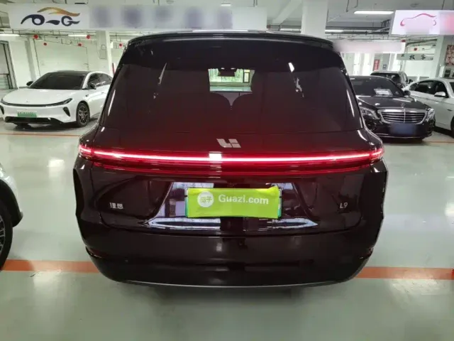 Li Auto L9 — Фото автомобиля 5