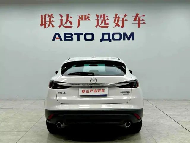Mazda CX-4 — Фото автомобиля 6
