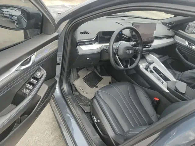 Geely Xingrui — Фото автомобиля 15