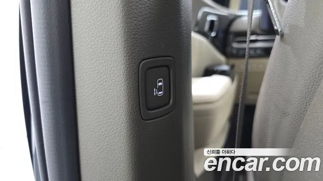 Kia Canival Carnival 4 поколение 9 мест Signature — Фото автомобиля 24