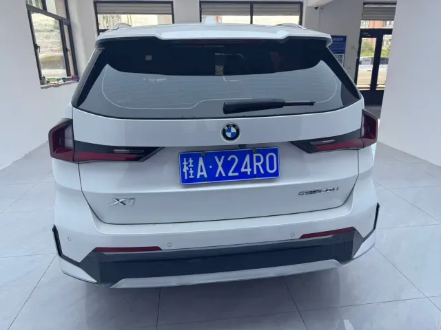 BMW X1 — Фото автомобиля 4