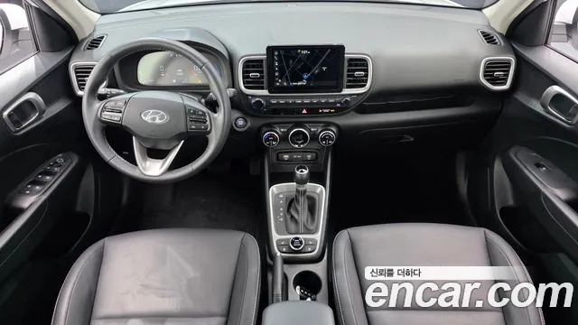 Hyundai Venue — Фото автомобиля 10