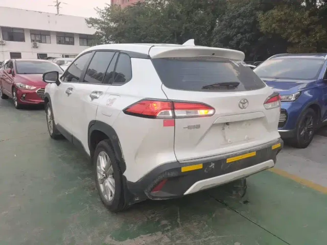 Toyota Corolla Cross — Фото автомобиля 4