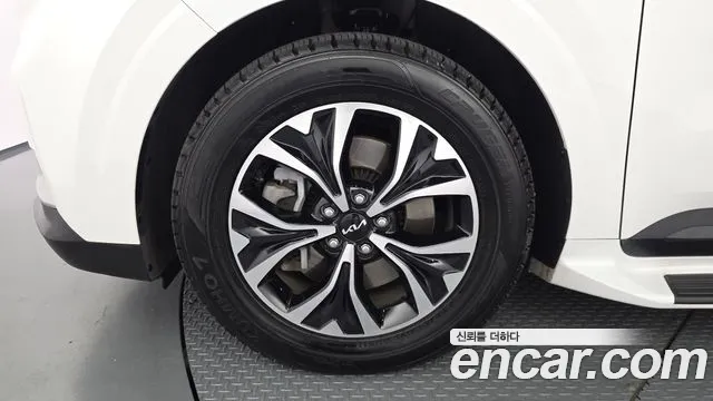 Kia Canival Carnival 4 поколение Бензин 11 мест Prestige — Фото автомобиля 5