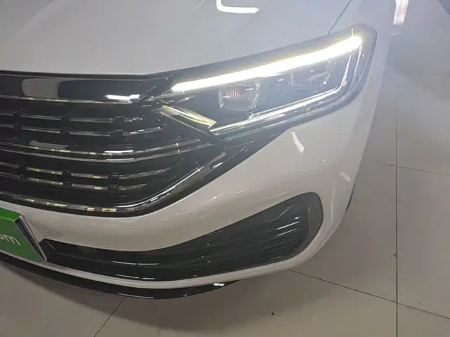 Volkswagen Sagitar — Фото автомобиля 23