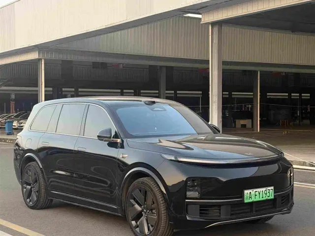 Li Auto L9 — Фото автомобиля 3