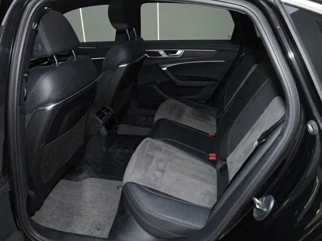 Audi A6L — Фото автомобиля 12