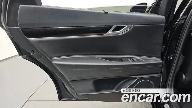 Genesis G80 Бензин 2.5 турбо AWD — Фото автомобиля 22