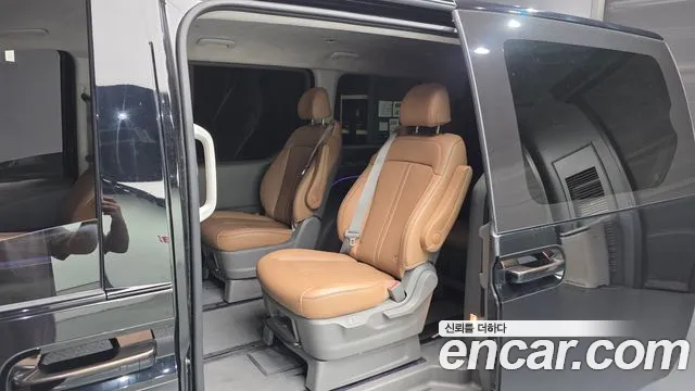 Hyundai Staria — Фото автомобиля 11