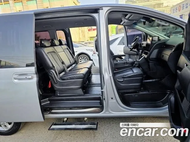Hyundai Staria Staria Tourer 11 мест — Фото автомобиля 9