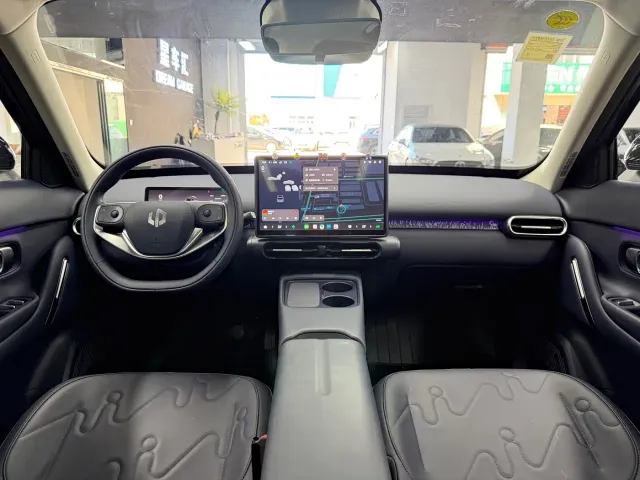 Leapmotor A10 — Фото автомобиля 6
