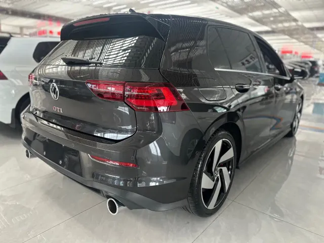 Volkswagen Golf GTI — Фото автомобиля 16