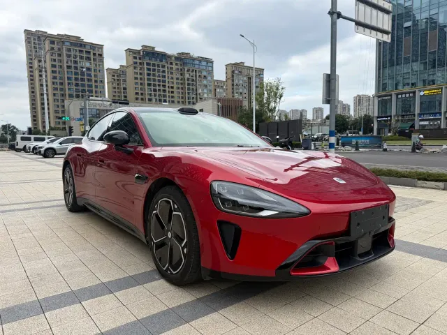 Xiaomi SU7 — Фото автомобиля 3