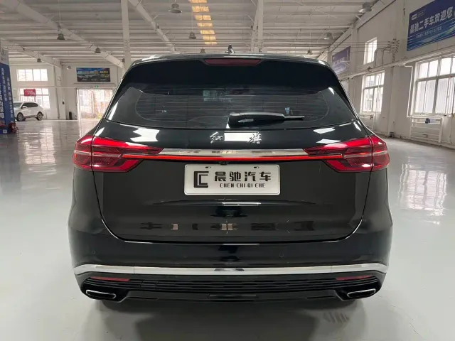 Hongqi HS5 — Фото автомобиля 5
