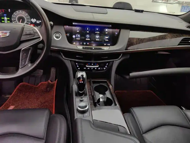 Cadillac CT6 — Фото автомобиля 13