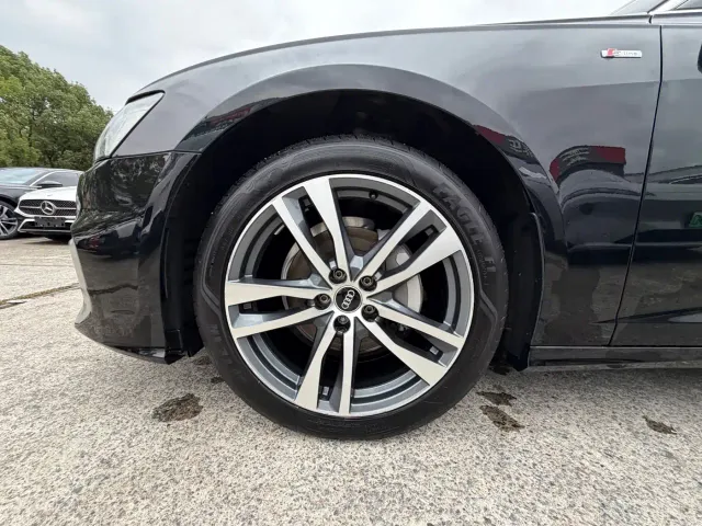 Audi A6L — Фото автомобиля 9