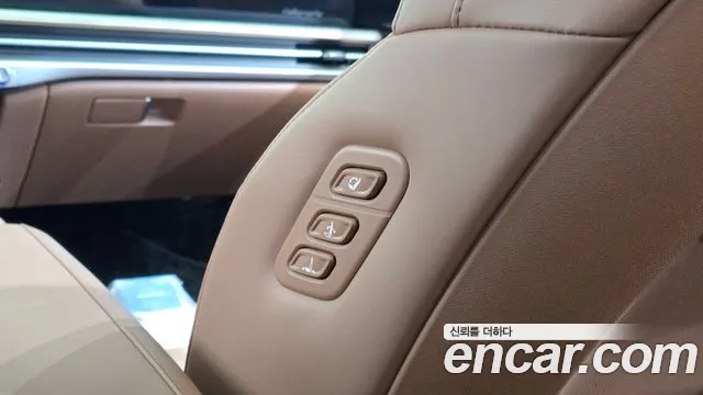Hyundai Grandeur GN7 — Фото автомобиля 24