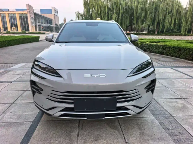 Фотография автомобиля — BYD Song PLUS