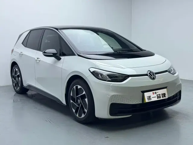 Volkswagen ID.3 — Фото автомобиля 3