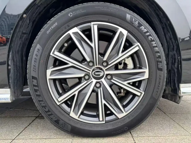 GAC Trumpchi M8 — Фото автомобиля 17
