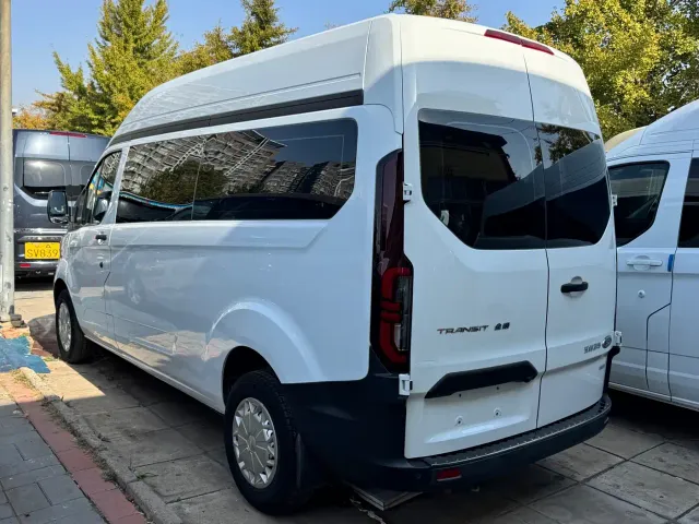Ford Transit — Фото автомобиля 9