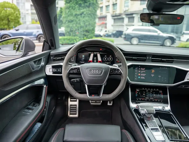 Audi RS 7 — Фото автомобиля 18