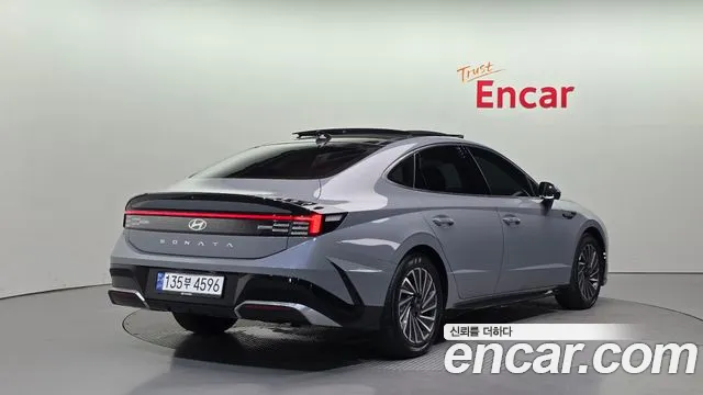 Hyundai Sonata Exclusive — Фото автомобиля 2