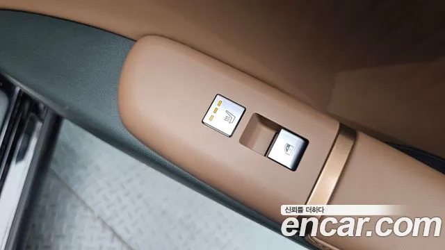 Hyundai Grandeur GN7 — Фото автомобиля 23