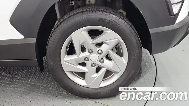 Hyundai Kona — Фото автомобиля 6