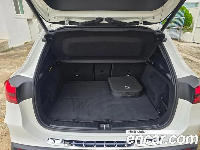Mercedes-Benz EQA H243 — Фото автомобиля 10