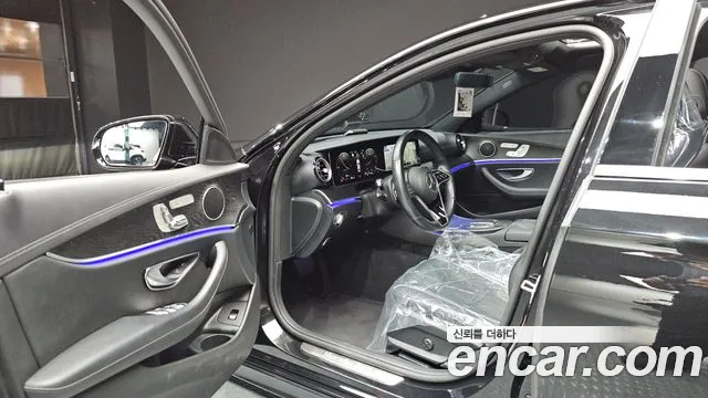 Mercedes-Benz E-Class W213 — Фото автомобиля 14