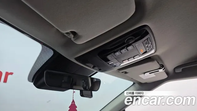 Kia Carnival 4th Gen — Фото автомобиля 25
