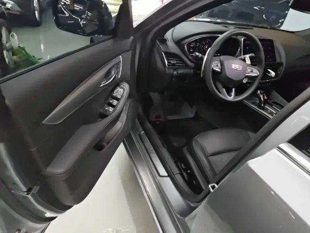 Cadillac CT5 — Фото автомобиля 15