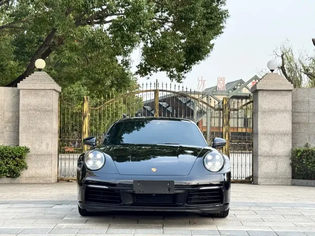 Porsche 911 — Фото автомобиля 2