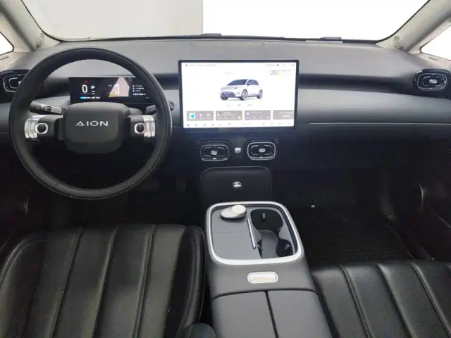 GAC Aion UT — Фото автомобиля 12