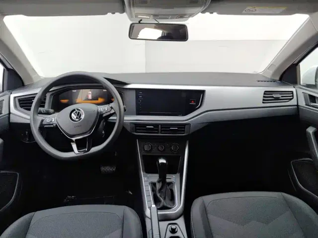 Volkswagen Polo — Фото автомобиля 12