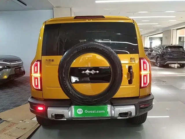 BYD FangChengBao Leopard 5 — Фото автомобиля 5