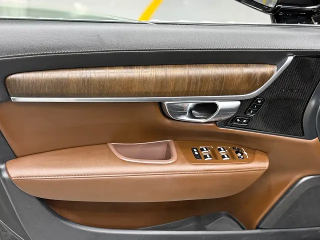 Volvo S90 — Фото автомобиля 18
