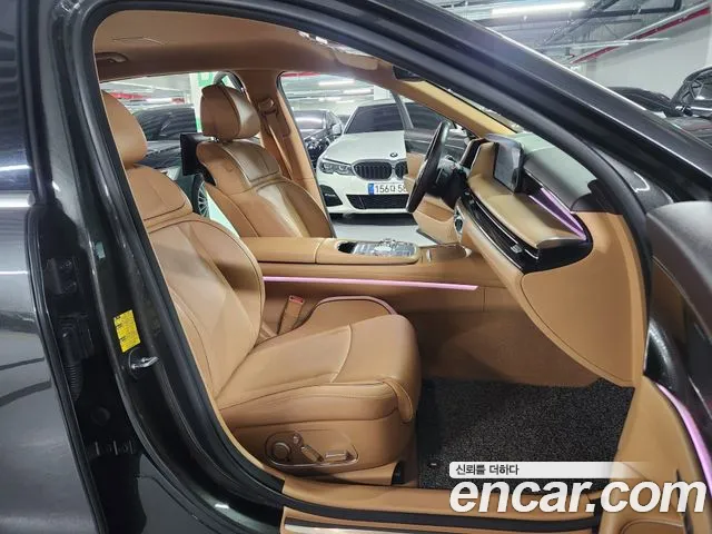 Genesis G90 — Фото автомобиля 13