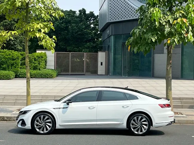 Volkswagen CC — Фото автомобиля 7