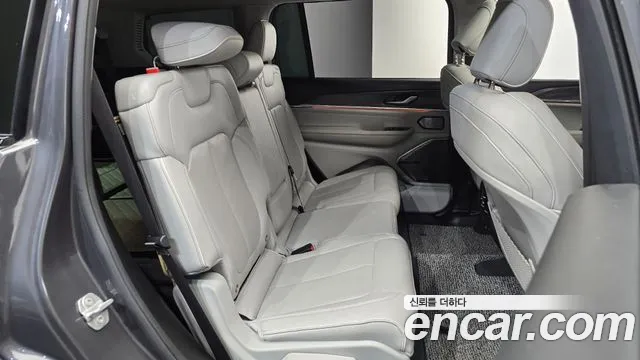 Jeep Cherokee Grand Cherokee(WL) L 3.6 Overland — Фото автомобиля 9