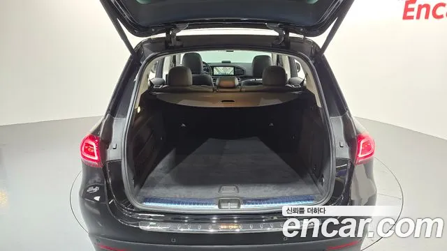 Mercedes-Benz GLE-Class — Фото автомобиля 16