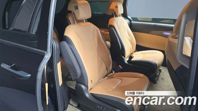 Kia Canival Carnival 4 поколение Дизель 9 мест Signature — Фото автомобиля 12