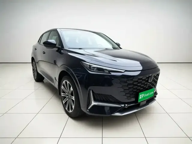 Changan Changan UNI-K 2021 2.0T Premium — Фото автомобиля 3
