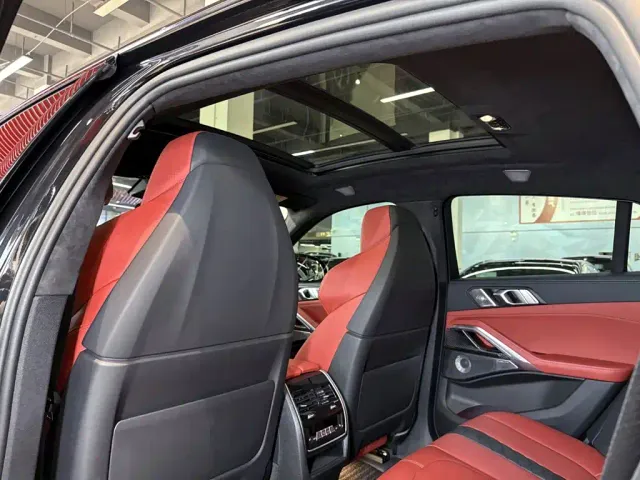 BMW X6 M — Фото автомобиля 23