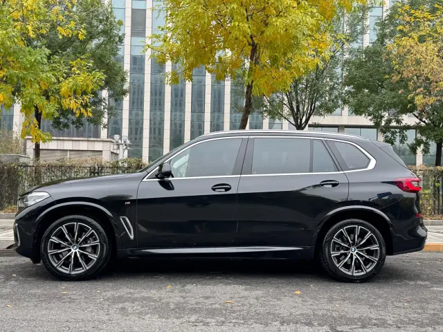 BMW X5 — Фото автомобиля 5
