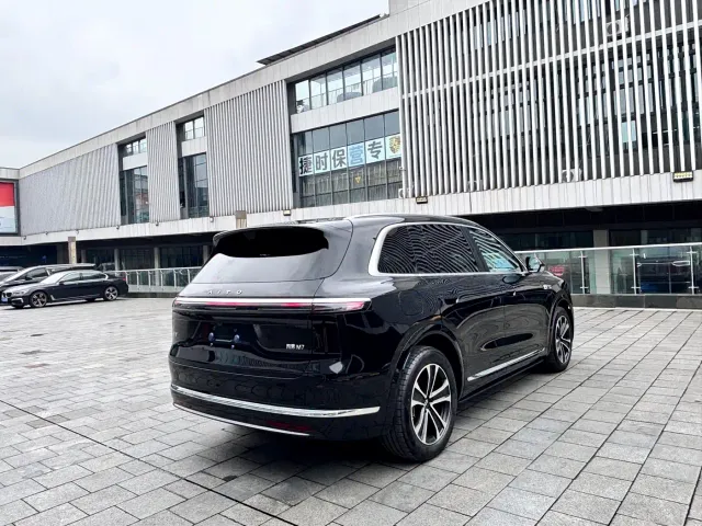 Aito M7 — Фото автомобиля 5