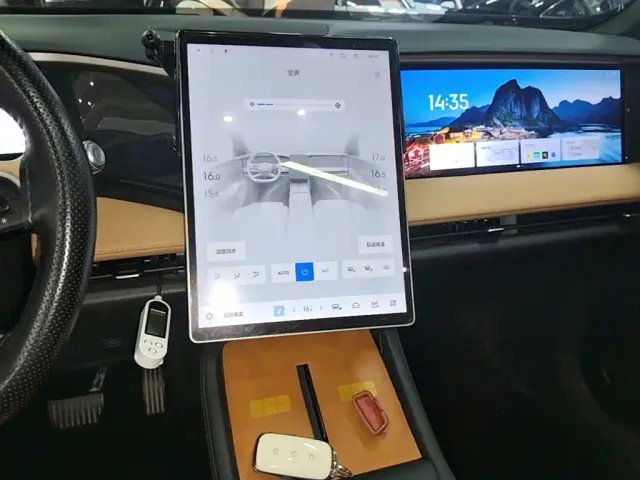 Geely Galaxy L7 — Фото автомобиля 12